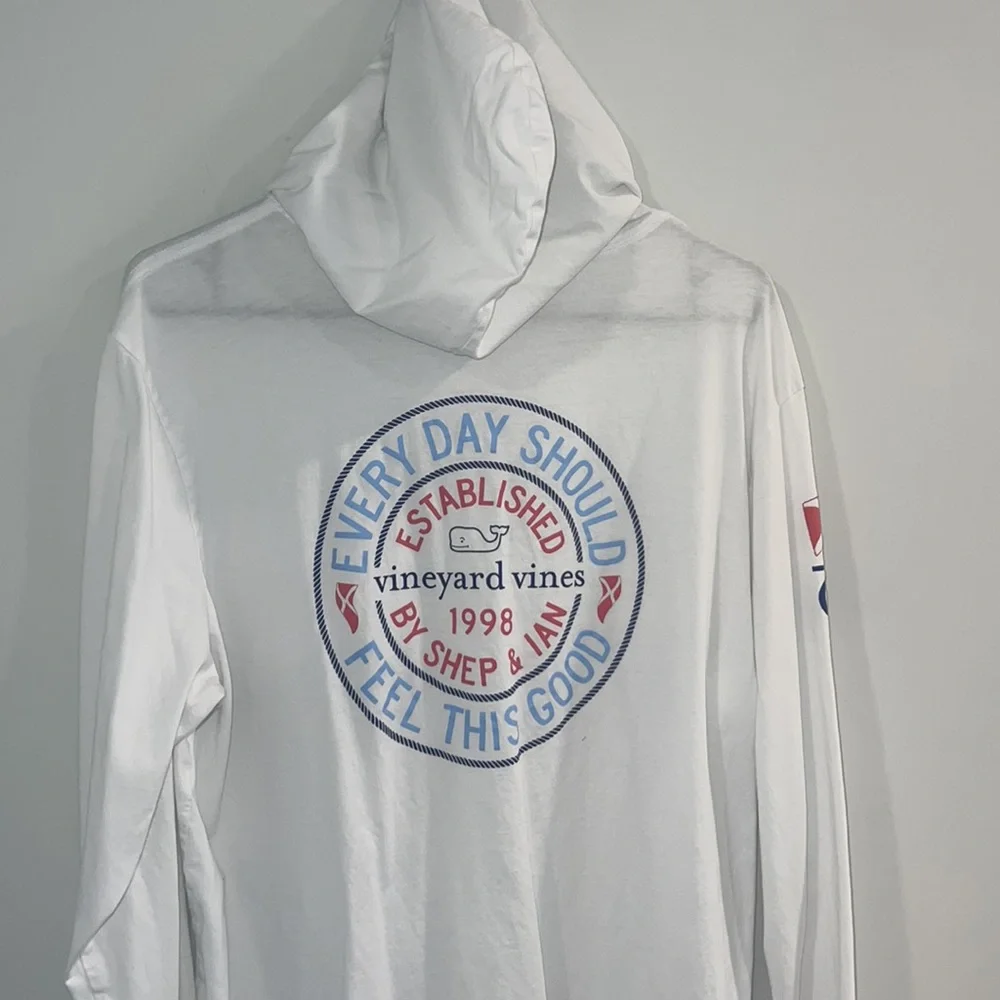Vineyard Vines Mens long sleeve shirt with hood - Picture 2 of 6